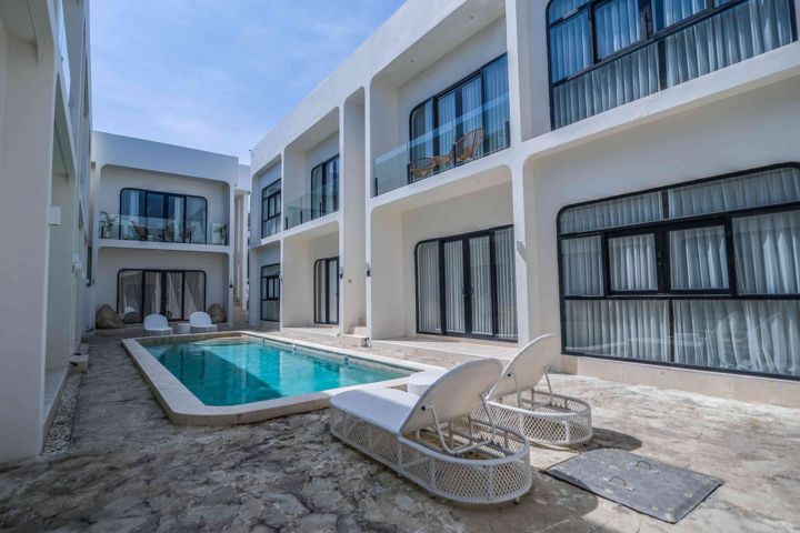Compact 1 bed pool apartment in Canggu